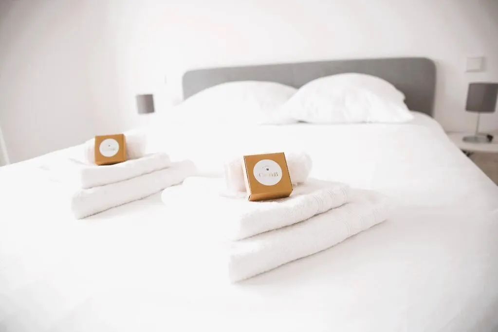 Beautiful Stylish 2Br Apartment In Kirchberg Luxembourg 0*,  Luxembourg