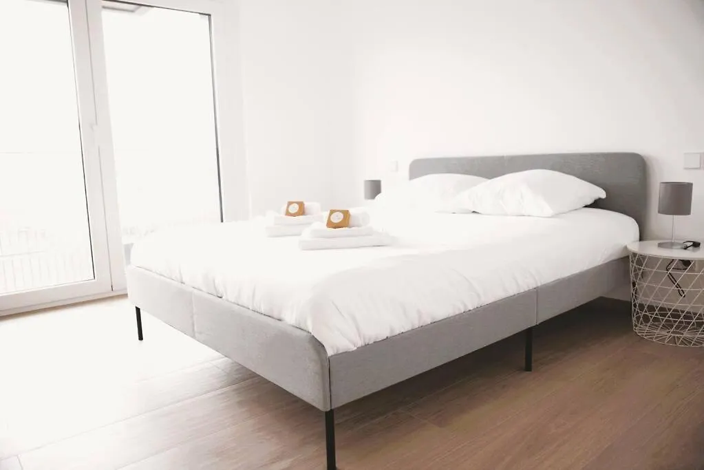Beautiful Stylish 2Br Apartment In Kirchberg Luxembourg
